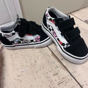 Toddler size 5 Vans